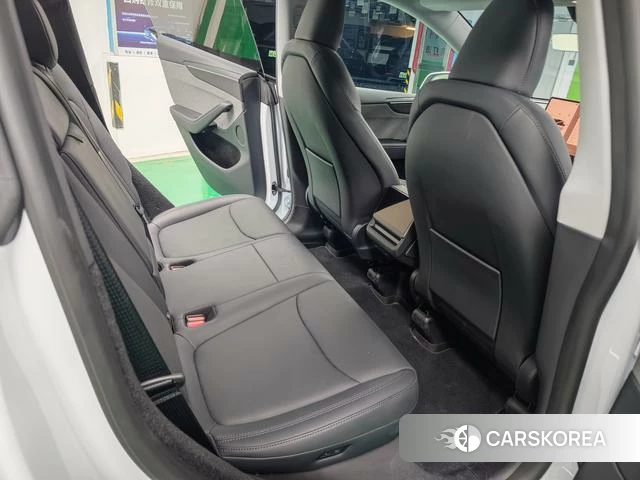 Tesla Model Y id 4209061 из Китая 13
