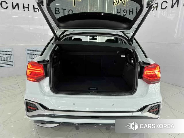 Audi Q2L id 4329037 из Китая 13