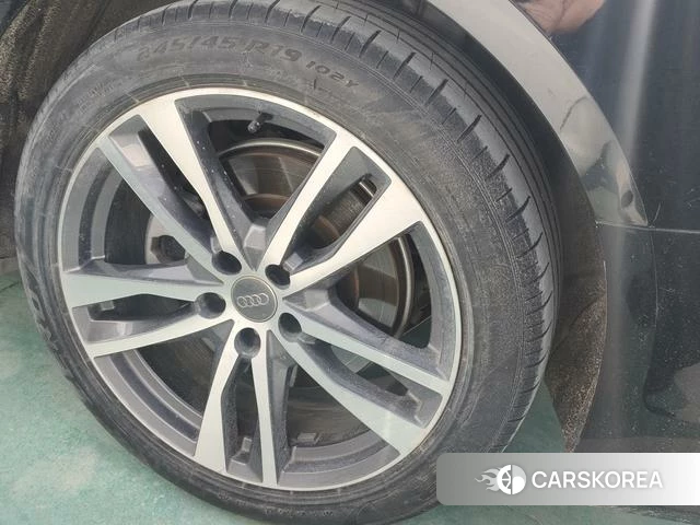 Audi A6L id 4263774 из Китая 13