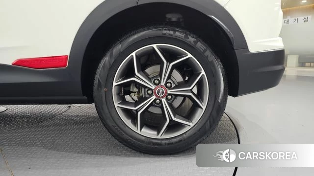 Ssangyong Beautiful Korando id 4632102 из Кореи 13