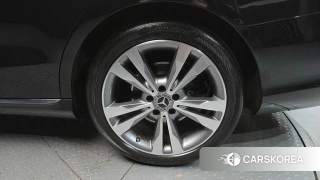 Mercedes-Benz C-Class W205 id 4225829 из Кореи 13