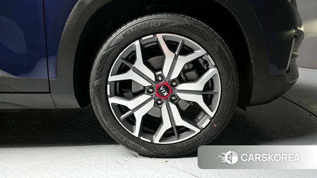 Kia Seltos id 4268541 из Кореи 13