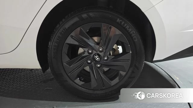 Hyundai Avante (CN7) id 4292969 из Кореи 13