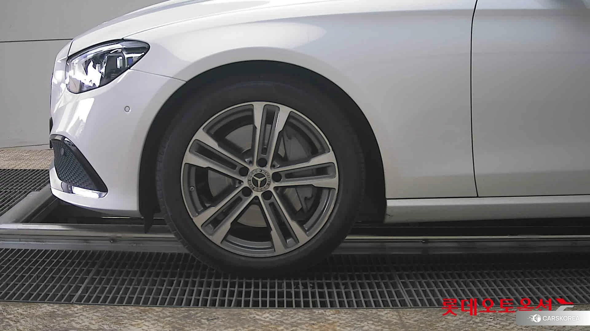 Mercedes-Benz Mercedes-Benz E350 4MATIC id 3875672 из Кореи 13