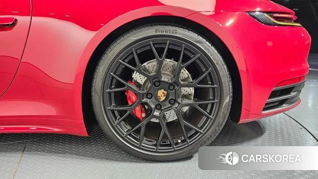 Porsche 911(992) id 4637265 из Кореи 13