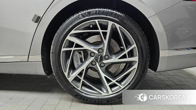 Genesis G90 (RS4) id 4355451 из Кореи 13