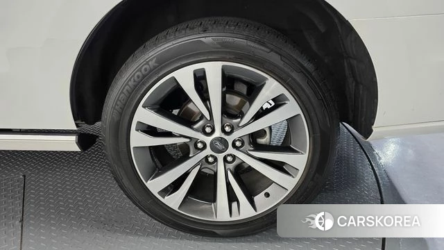 Ford Expeditation id 4580370 из Кореи 13