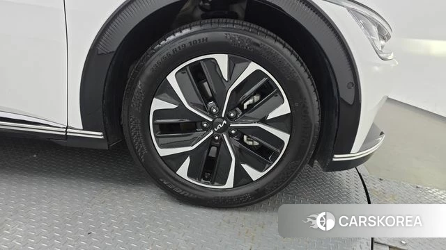Kia EV6 id 4432727 из Кореи 13