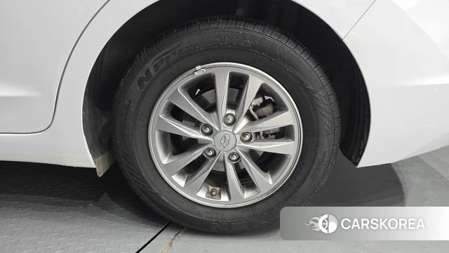 Hyundai The New Avante AD id 4285485 из Кореи 13