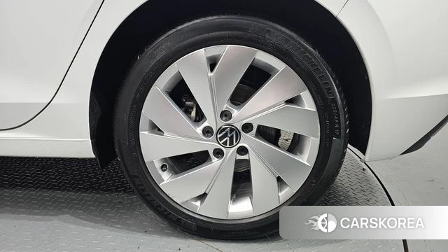 Volkswagen Golf 8th Generation id 4501013 из Кореи 13