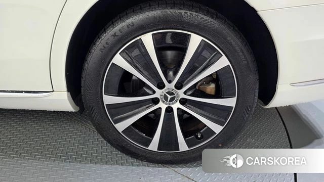 Mercedes-Benz E-Class W213 id 4604839 из Кореи 13