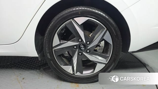 Hyundai Avante (CN7) id 4529698 из Кореи 13