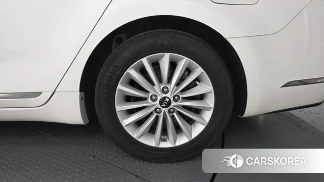 Kia Come New K7 id 4770647 из Кореи 13