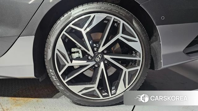 Hyundai Ionic 6 id 4863000 из Кореи 13