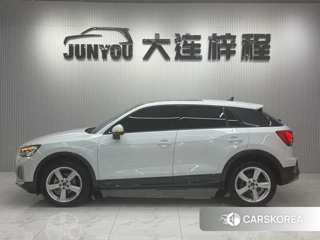 Audi Q2L id 4297537 из Китая 13