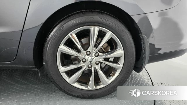 Kia The New Carnival id 4536772 из Кореи 13
