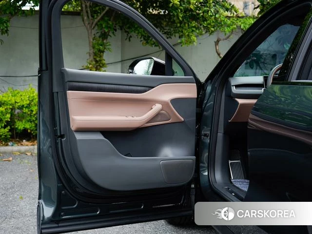 Weilai ES8 id 3957809 из Китая 13