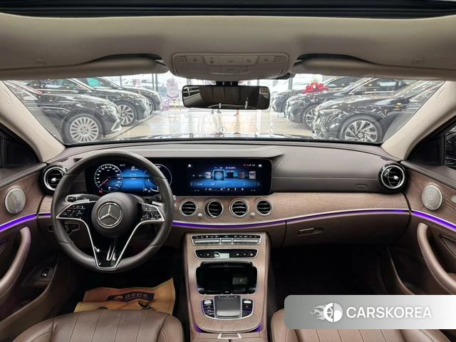 Mercedes-Benz E-class id 4297430 из Китая 13