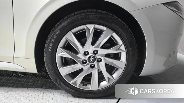 Hyundai The New Grandeur IG Hybrid id 4187817 из Кореи 13