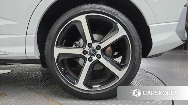 Audi Q3 (F3) id 4529075 из Кореи 13