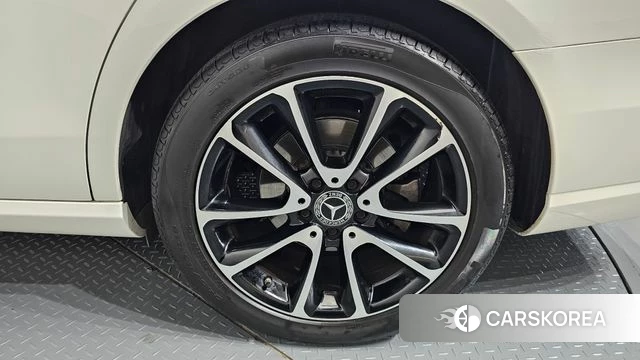Mercedes-Benz E-Class W213 id 4741598 из Кореи 13