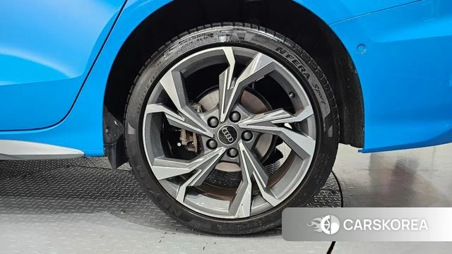 Audi A3 (8Y) id 4700764 из Кореи 13