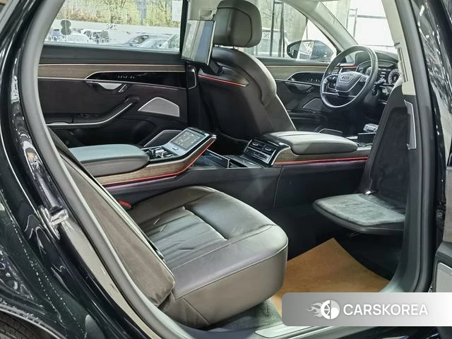 Audi A8 id 4208311 из Китая 13