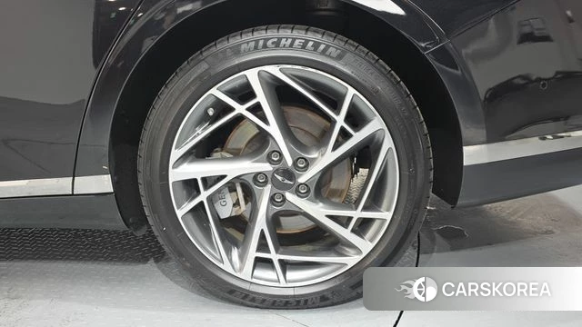 Genesis G90 (RS4) id 4389061 из Кореи 13