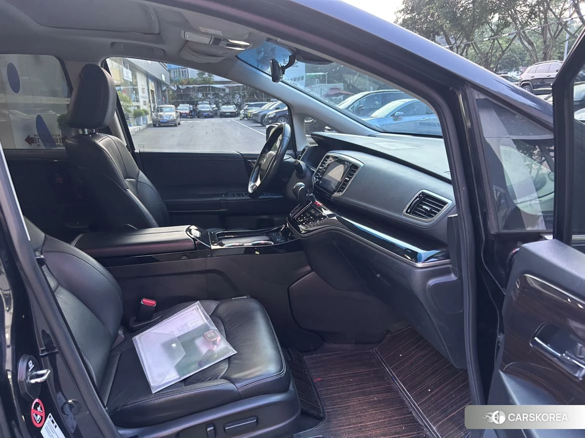 Honda Odyssey id 4420341 из Китая 13