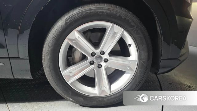 Audi Q8 (4M) id 4567483 из Кореи 13