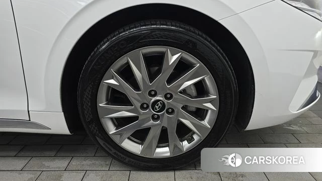 Hyundai The New Grandeur IG Hybrid id 4721972 из Кореи 13