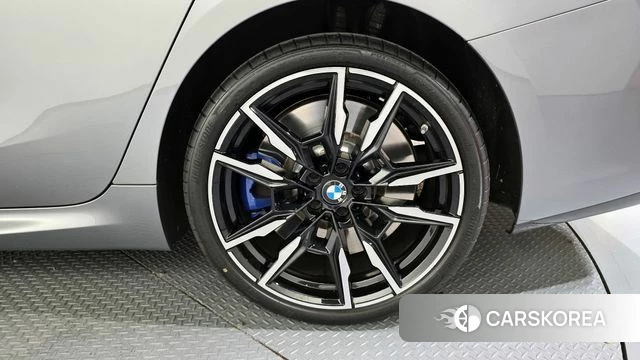 BMW 8 Series (G15) id 4360105 из Кореи 13