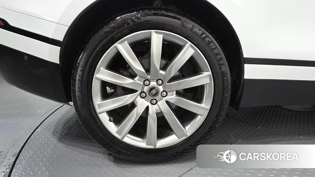 Land Rover Range Rover Velar id 4759783 из Кореи 13