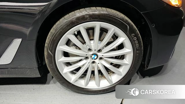 BMW 5 Series (G30) id 4360729 из Кореи 13
