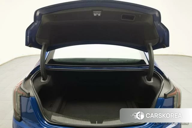 Cadillac CT5 id 4211288 из Китая 13