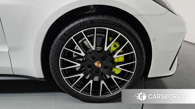 Porsche Panamera (976) id 4533174 из Кореи 13