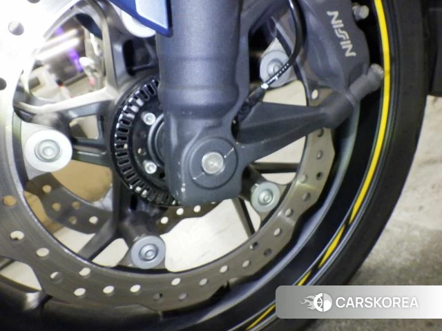 Honda CBR400R id 3949402 из Японии 13