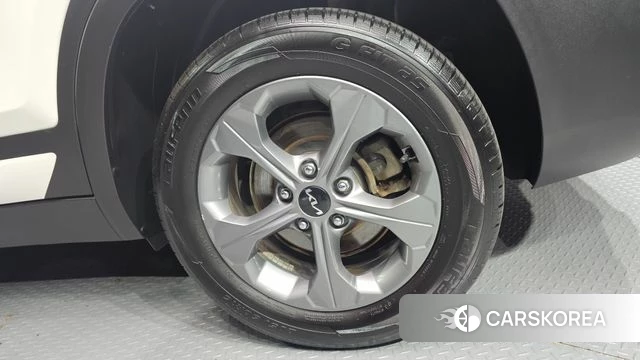 Kia Seltos id 4922776 из Кореи 13