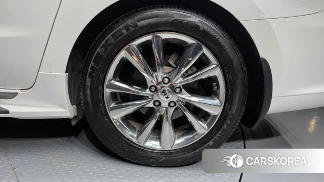 Kia The New Carnival id 4698722 из Кореи 13