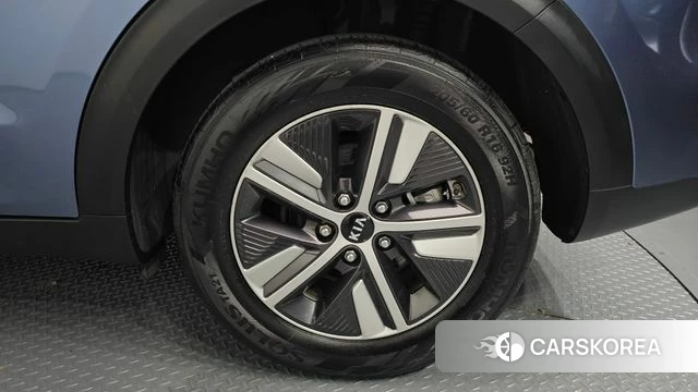 Kia The New Niro id 4900316 из Кореи 13
