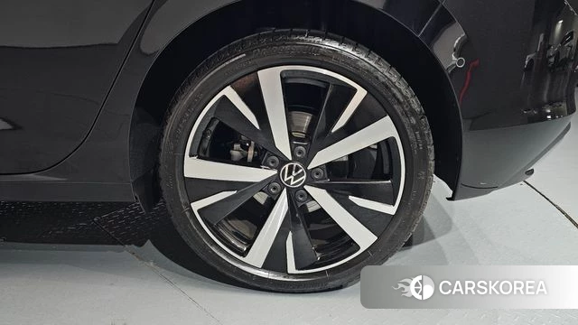 Volkswagen Golf 8th Generation id 4359878 из Кореи 13
