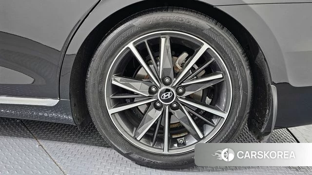 Hyundai The New Grandeur IG id 4283340 из Кореи 13