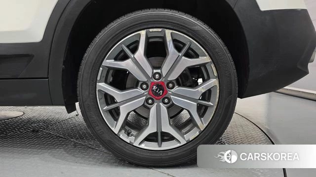 Kia Seltos id 4496239 из Кореи 13