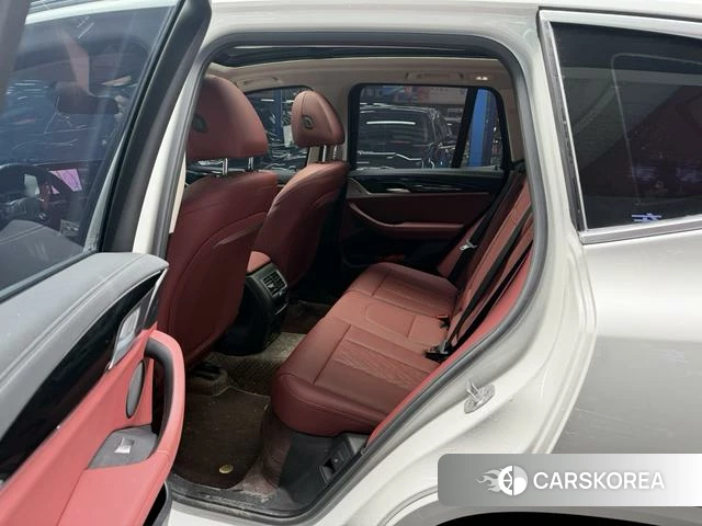 BMW X3 id 4258166 из Китая 13