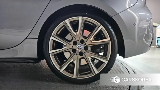BMW 1 Series (F40) id 4355188 из Кореи 13