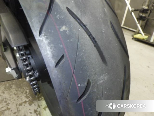 Проданный Honda CB650R id 3994823 из Японии, фото 13