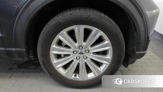 Ford Explorer 6th Generation id 4482487 из Кореи 13