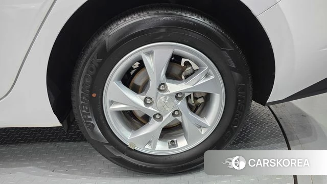 Hyundai Avante (CN7) id 4361735 из Кореи 13