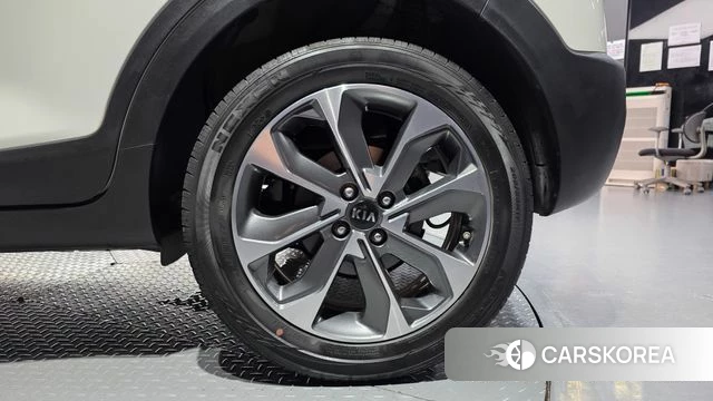 Kia Stonic id 4633076 из Кореи 13