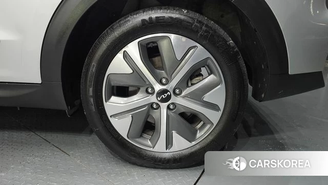 Kia Niro Plus id 4753934 из Кореи 13